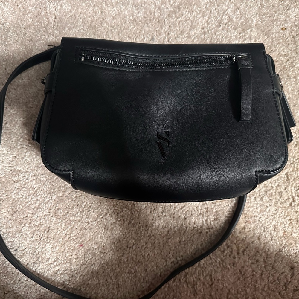 Simply Vera Wang Black Leather Crossbody Bag